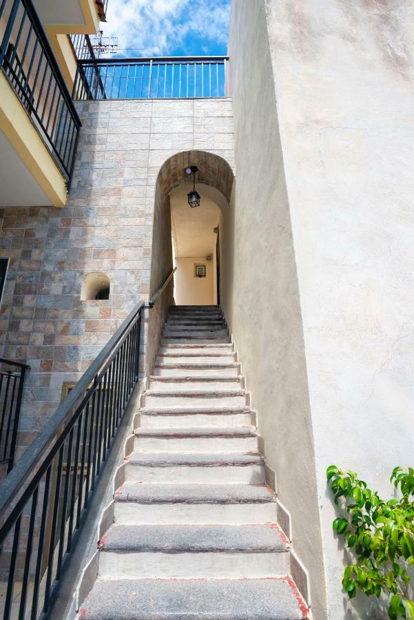 بومبيي Nives Bed & Breakfast المظهر الخارجي الصورة